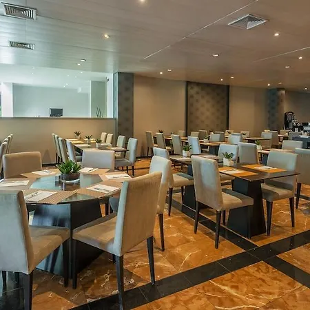 מלון Hf Ipanema 4*